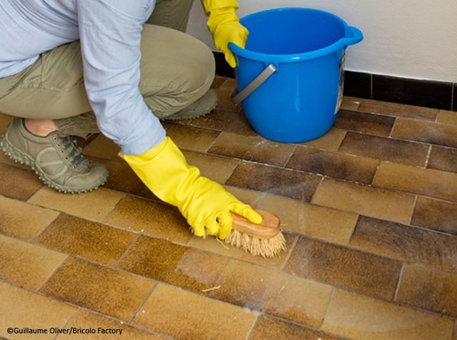 peindre un carrelage au sol